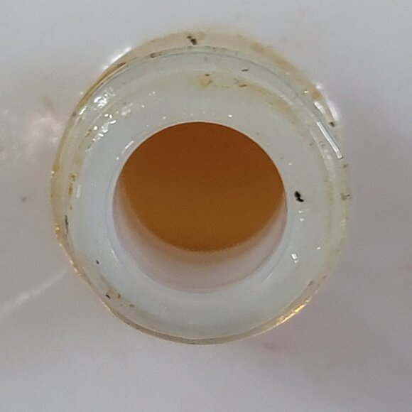 70. Avon Vtg Thimble Perfume Bottle Glass Pink - Picture 4 of 4